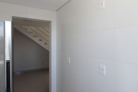 Cozinha de apartamento à venda com 2 quartos, 100m² em Candelária, Belo Horizonte