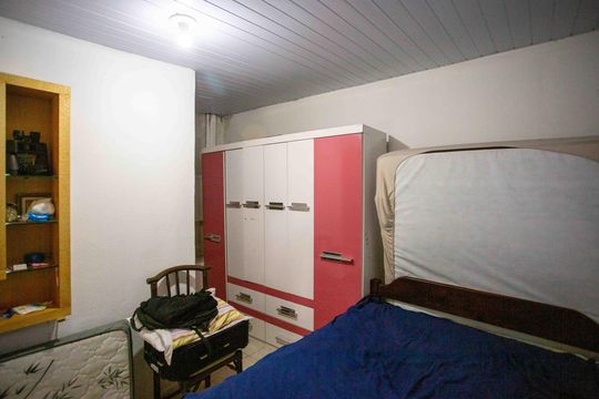 Suíte de casa à venda com 1 quarto, 650m² em Sete Praias, Diadema