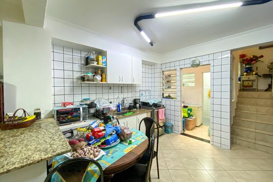 Cozinha de casa à venda com 3 quartos, 150m² em Parque Casa de Pedra, São Paulo