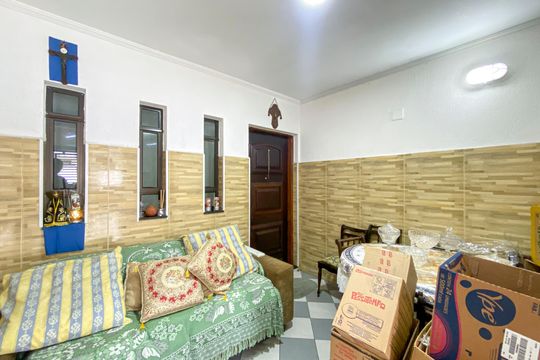 Garagem de casa à venda com 3 quartos, 150m² em Parque Casa de Pedra, São Paulo