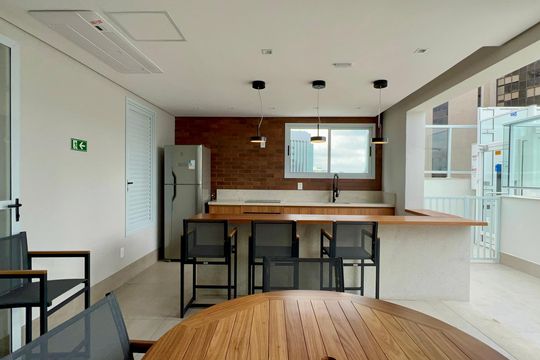 Área comum de kitnet/studio para alugar com 1 quarto, 26m² em Pinheiros, São Paulo