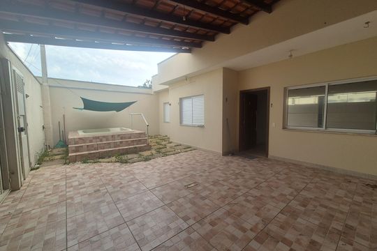 Casa para alugar com 3 quartos, 94m² em Jardim Turim, Indaiatuba