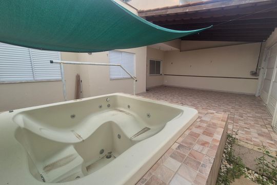 Casa para alugar com 3 quartos, 94m² em Jardim Turim, Indaiatuba