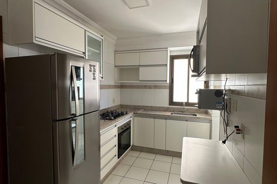 Cozinha de apartamento à venda com 3 quartos, 88m² em Setor Bueno, Goiânia