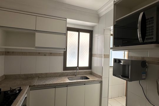 Cozinha de apartamento à venda com 3 quartos, 88m² em Setor Bueno, Goiânia