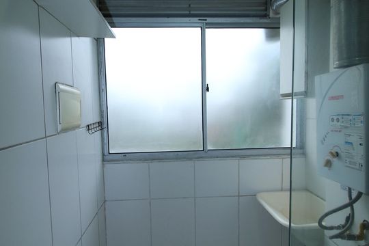 Área de Serviço de apartamento para alugar com 2 quartos, 50m² em Parada de Lucas, Rio de Janeiro