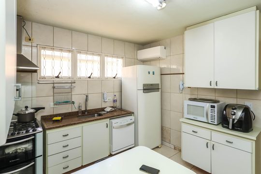 Cozinha de casa à venda com 3 quartos, 250m² em Jardim da Gloria, São Paulo