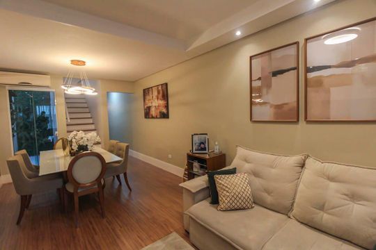 Sala de casa à venda com 3 quartos, 240m² em Vila Formosa, São Paulo