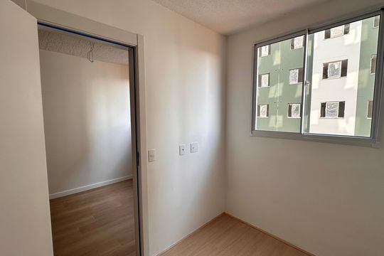 Kitnet/Studio à venda com 2 quartos, 34m² em Jardim São Luís, São Paulo