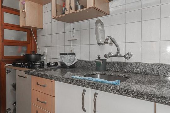 Cozinha de apartamento à venda com 2 quartos, 61m² em Petrópolis, Porto Alegre