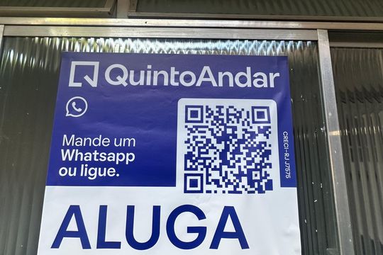 Placa de casa para alugar com 1 quarto, 45m² em Vargem Grande, Rio de Janeiro