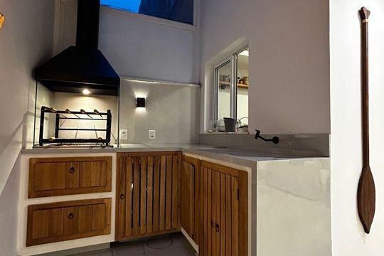 Churrasqueira de casa de condomínio para alugar com 2 quartos, 60m² em Chácaras São Luís, Barueri