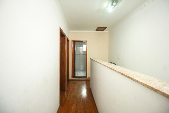 Corredor de casa à venda com 3 quartos, 200m² em Jardim Irene, São Bernardo do Campo