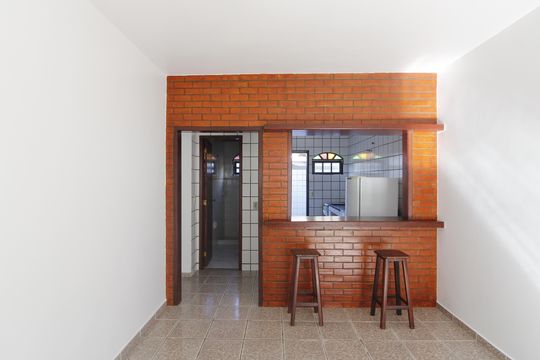 Apartamento para alugar com 2 quartos, 60m² em Ogiva, Cabo Frio
