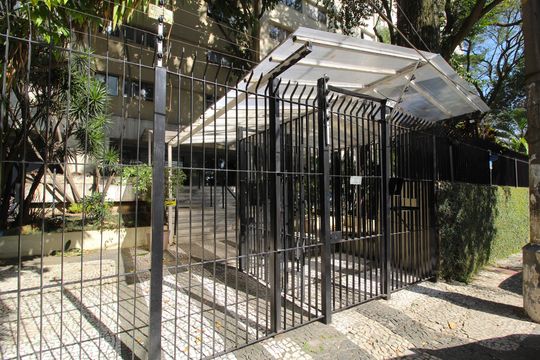 Fachada de apartamento para alugar com 2 quartos, 103m² em Vila Olímpia, São Paulo