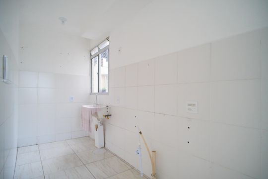 Cozinha de apartamento para alugar com 2 quartos, 48m² em Santos Dumont, São Leopoldo