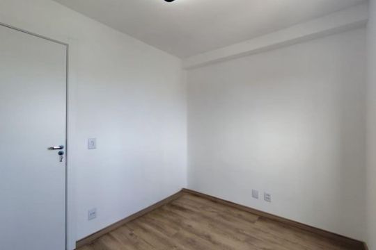 Quarto 1 de apartamento para alugar com 2 quartos, 62m² em Jardim Sabará, Porto Alegre