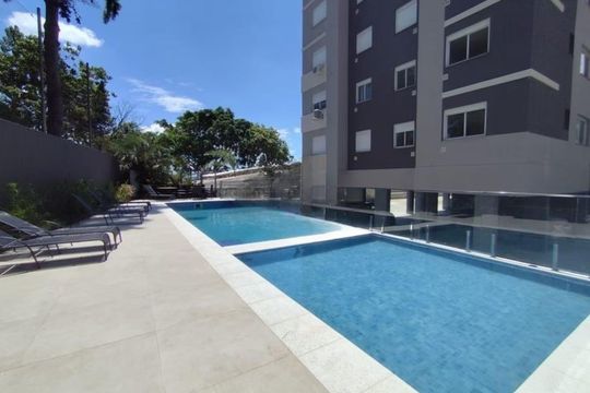 Apartamento para alugar com 2 quartos, 62m² em Jardim Sabará, Porto Alegre