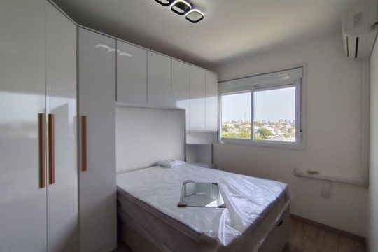 Quarto 2 de apartamento para alugar com 2 quartos, 62m² em Jardim Sabará, Porto Alegre