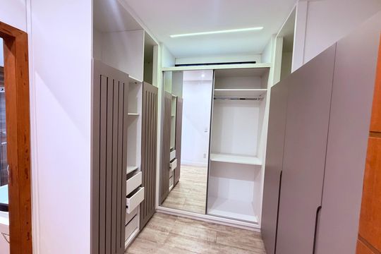 Casa para alugar com 4 quartos, 351m² em Novo Horizonte, Juiz de Fora