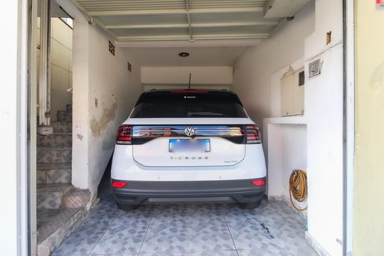 Garagem de casa à venda com 4 quartos, 300m² em Lajeado, São Paulo