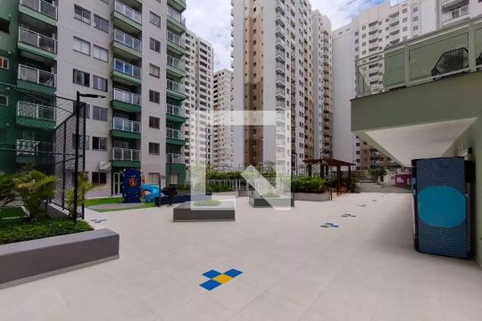 Área comum de apartamento para alugar com 2 quartos, 50m² em Santo Cristo, Rio de Janeiro
