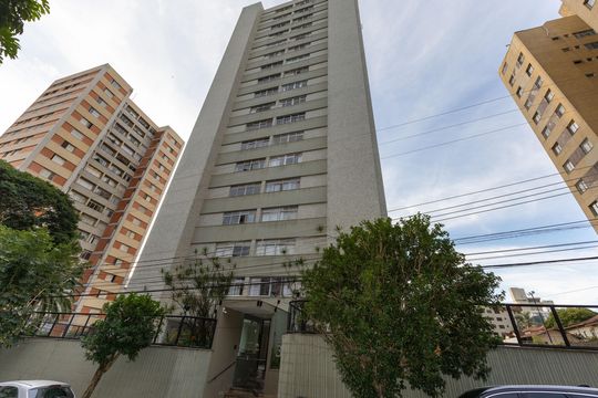 Fachada de apartamento para alugar com 3 quartos, 72m² em Santo Antônio, Belo Horizonte
