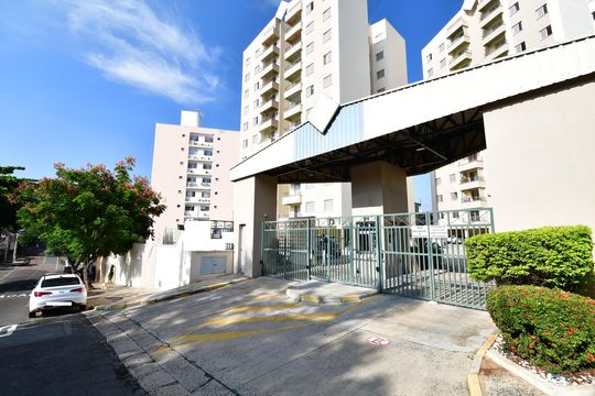 Fachada do Prédio / Placa de apartamento para alugar com 3 quartos, 72m² em Vila Industrial (campinas), Campinas