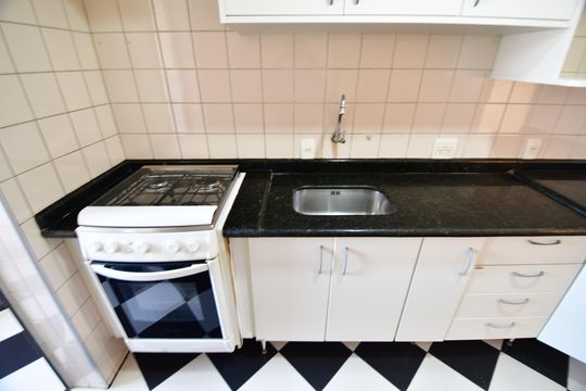 Cozinha de apartamento para alugar com 3 quartos, 72m² em Vila Industrial (campinas), Campinas