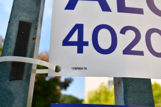 Placa de apartamento para alugar com 3 quartos, 72m² em Vila Industrial (campinas), Campinas