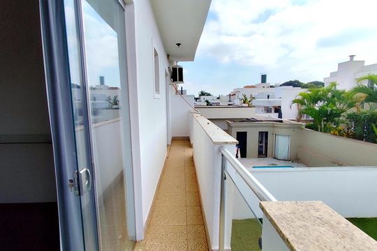 Varanda da Suíte 2 de casa de condomínio para alugar com 3 quartos, 230m² em Parque Brasil 500, Paulínia