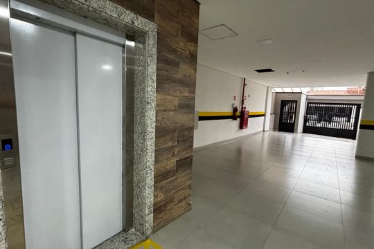 Elevador de apartamento à venda com 2 quartos, 65m² em Campestre, Santo André