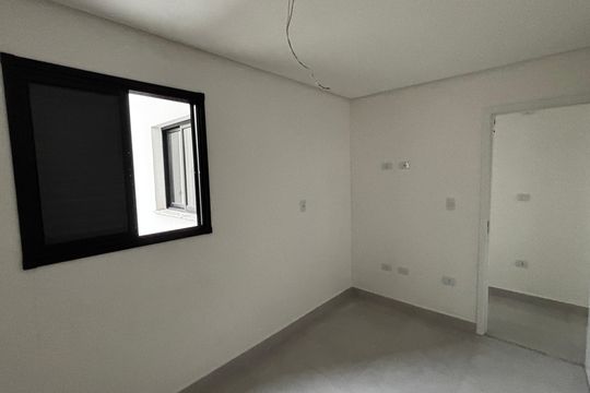 Quarto de apartamento à venda com 2 quartos, 101m² em Campestre, Santo André