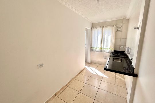 Cozinha de apartamento para alugar com 2 quartos, 50m² em Lageado, Ferraz de Vasconcelos