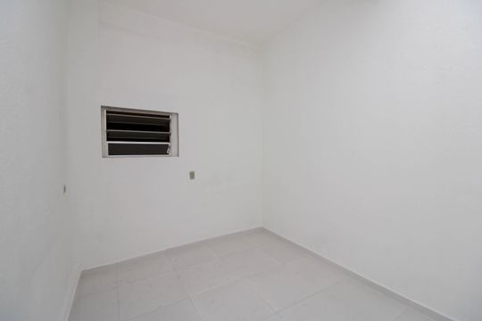 Quarto de casa para alugar com 1 quarto, 53m² em Jardim Taboao, Taboão da Serra