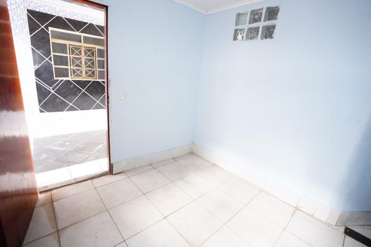 Sala de apartamento para alugar com 4 quartos, 155m² em L-1, Qd79 - Vila Redencao, Goiânia