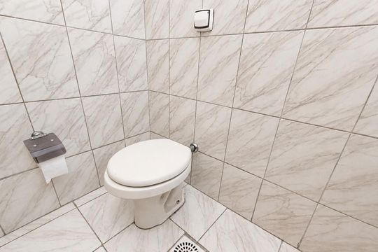 Banheiro de kitnet/studio à venda com 1 quarto, 32m² em República, São Paulo