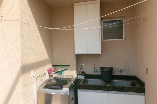 Apartamento à venda com 2 quartos, 102m² em Planalto, Belo Horizonte