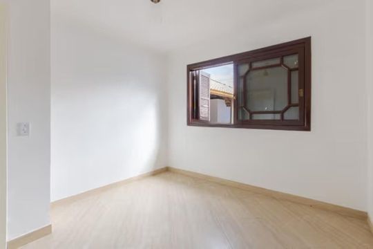 Quarto 2 de casa à venda com 3 quartos, 250m² em Rio Branco, Canoas