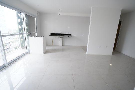 Apartamento à venda com 3 quartos, 82m² em Setor Bueno, Goiânia