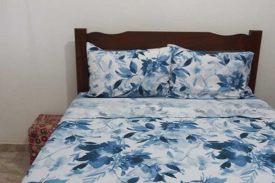Quarto de casa de condomínio para alugar com 2 quartos, 48m² em Bairro Nova Califórnia, Cabo Frio