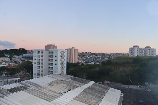 Casa para alugar com 1 quarto, 64m² em Jardim Casa Branca, Embu das Artes