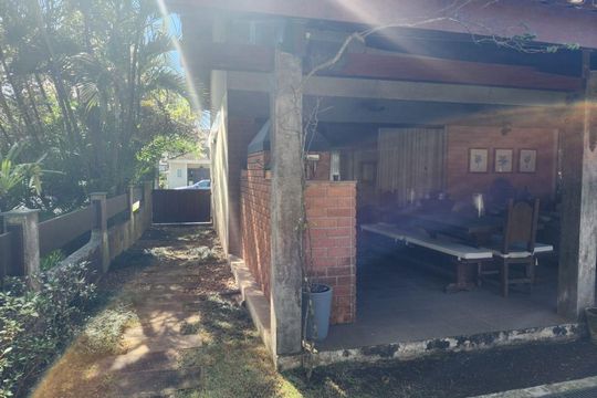 Casa à venda com 3 quartos, 350m² em Morada dos Pinheiros (Aldeia da Serra), Barueri