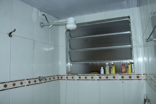 Casa para alugar com 1 quarto, 64m² em Jardim Casa Branca, Embu das Artes