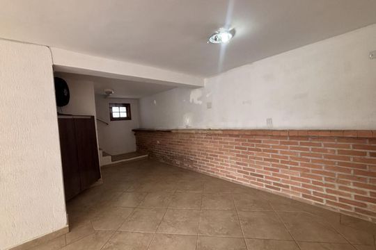 Casa à venda com 3 quartos, 301m² em Parque Viana, Barueri
