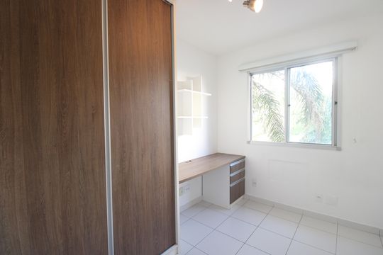 Quarto de apartamento à venda com 2 quartos, 74m² em Curicica, Rio de Janeiro