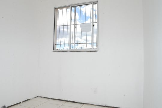Quarto 1 de apartamento para alugar com 2 quartos, 43m² em Jardim Vitoria, Belo Horizonte