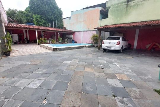 Casa à venda com 3 quartos, 290m² em Taquara, Rio de Janeiro
