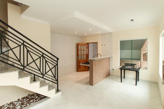 Casa à venda com 3 quartos, 86m² em Vila Constança, São Paulo