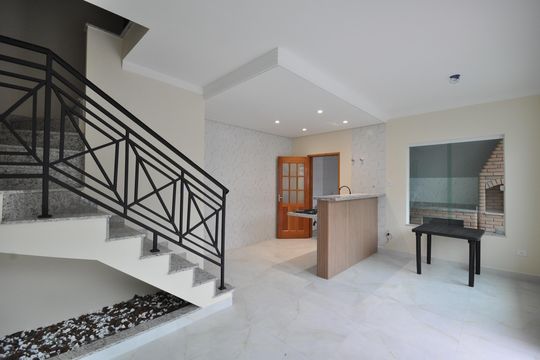 Casa à venda com 3 quartos, 86m² em Vila Constança, São Paulo